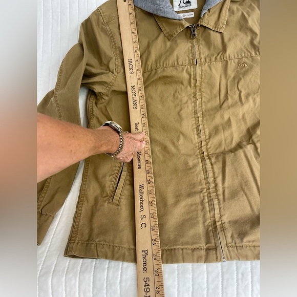 quicksilver men’s hooded zip up jacket size medium khaki color in good condition - Picture 4 of 9